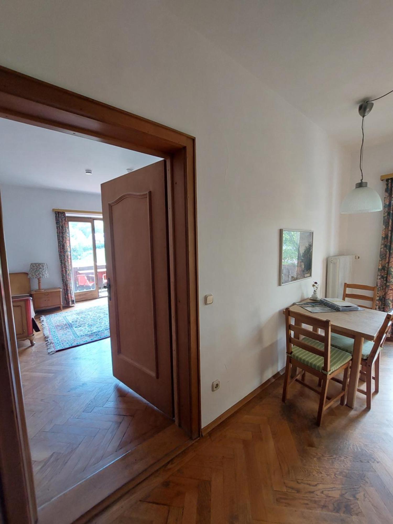 Schoenblick Apartment *